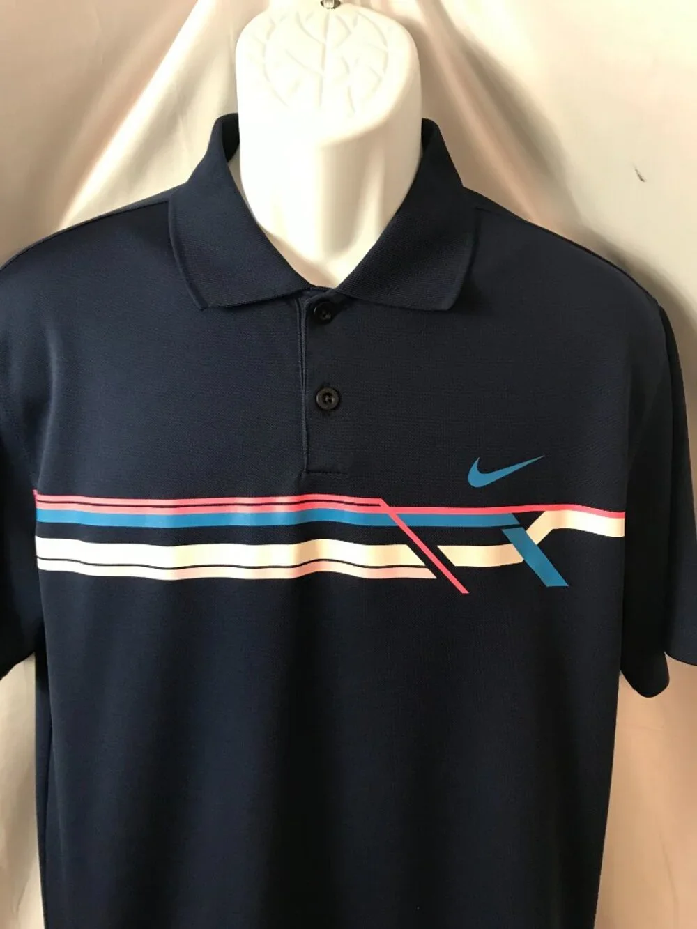 Nike Seven Banded Chest Logo Activewear Athletic Sport Cut Polo Shirt